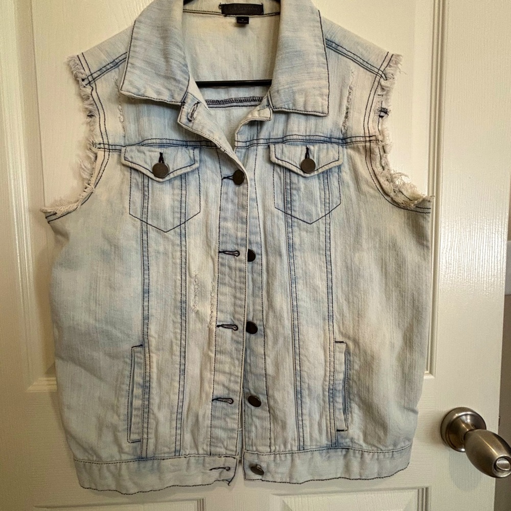 Fire Los Angeles Denim Vest Size M Metal Buttons Accent Stitch Acid Wash